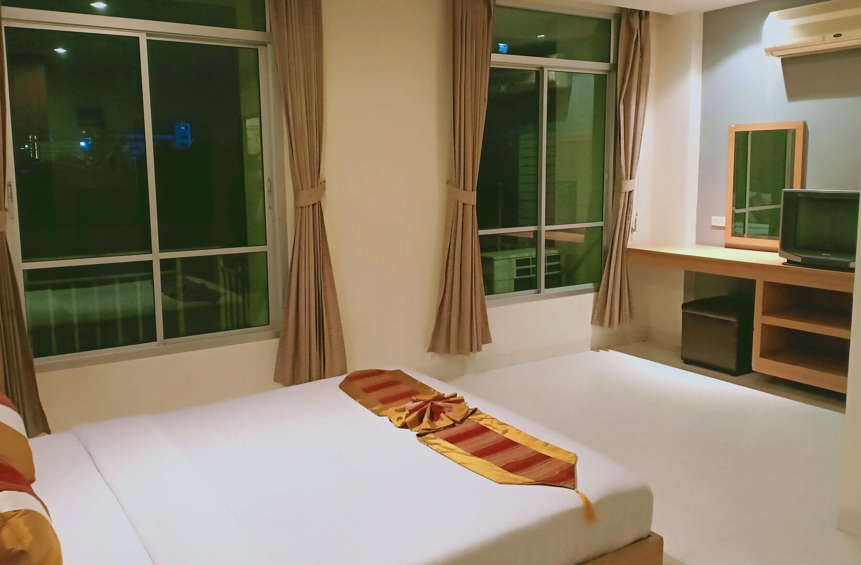 Sena House מלון 3*